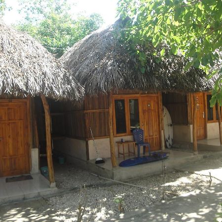 Ova Baluk Bungalow เนมบราลา ภายนอก รูปภาพ